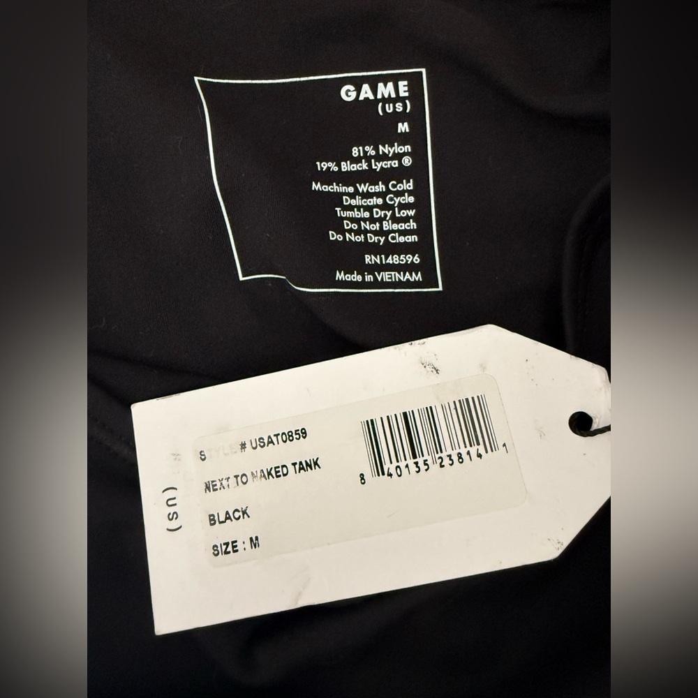 NWTUNIVERSAL STANDARD Game Next To Naked Black Tank Top Wicking Sporty Sz M (18) - Picture 7 of 7